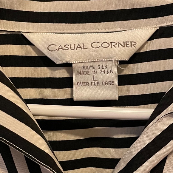 Vintage long sleeve collared button up- Black/white stripe, M - Picture 4 of 5